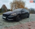 Черный Вольво В40, объемом двигателя 1.98 л и пробегом 208 тыс. км за 11000 $, фото 1 на Automoto.ua