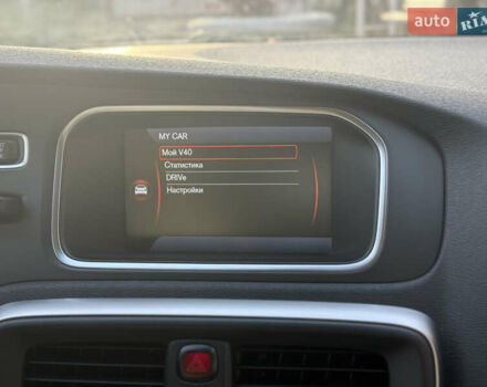 Черный Вольво В40, объемом двигателя 1.6 л и пробегом 238 тыс. км за 10950 $, фото 54 на Automoto.ua