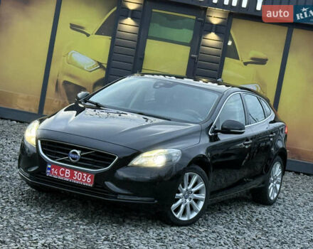 Черный Вольво В40, объемом двигателя 1.6 л и пробегом 212 тыс. км за 11600 $, фото 10 на Automoto.ua