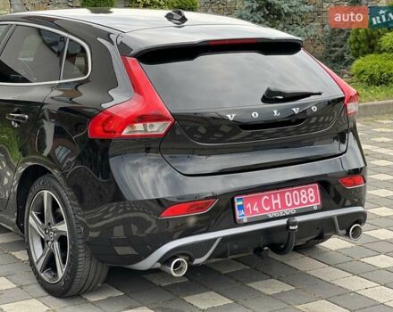 Черный Вольво В40, объемом двигателя 1.6 л и пробегом 181 тыс. км за 11750 $, фото 44 на Automoto.ua