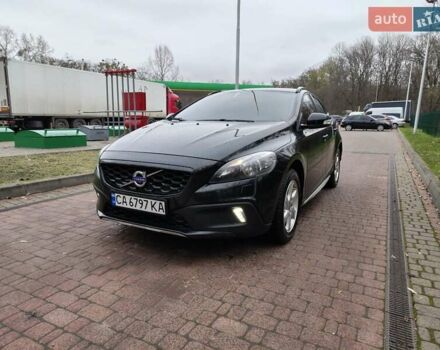 Черный Вольво В40, объемом двигателя 1.56 л и пробегом 175 тыс. км за 14000 $, фото 3 на Automoto.ua