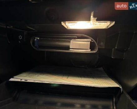Черный Вольво В40, объемом двигателя 1.56 л и пробегом 218 тыс. км за 11499 $, фото 69 на Automoto.ua
