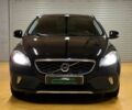 Черный Вольво В40, объемом двигателя 1.6 л и пробегом 250 тыс. км за 9990 $, фото 1 на Automoto.ua