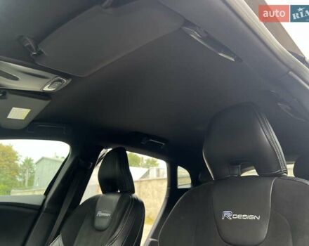 Черный Вольво В40, объемом двигателя 1.6 л и пробегом 181 тыс. км за 11750 $, фото 145 на Automoto.ua