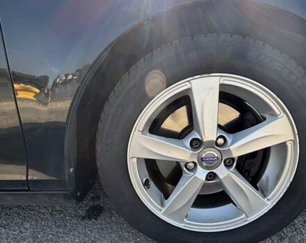 Черный Вольво В40, объемом двигателя 1.56 л и пробегом 186 тыс. км за 11487 $, фото 5 на Automoto.ua