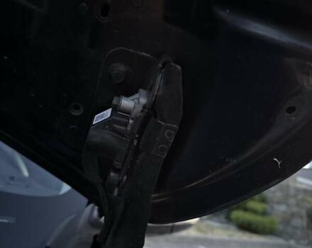 Черный Вольво В40, объемом двигателя 1.56 л и пробегом 218 тыс. км за 11499 $, фото 100 на Automoto.ua