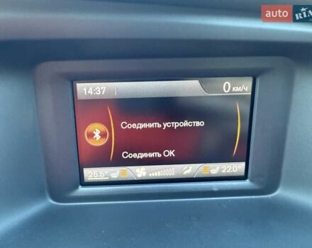 Черный Вольво В40, объемом двигателя 1.6 л и пробегом 110 тыс. км за 13000 $, фото 17 на Automoto.ua