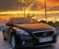Черный Вольво В40, объемом двигателя 1.56 л и пробегом 250 тыс. км за 11700 $, фото 1 на Automoto.ua