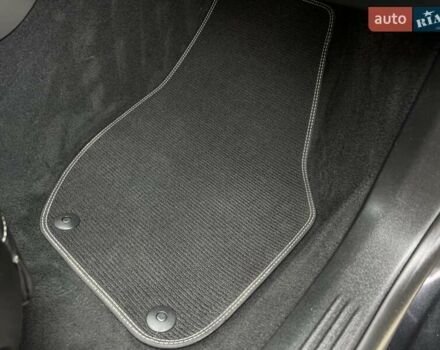 Черный Вольво В40, объемом двигателя 1.6 л и пробегом 181 тыс. км за 11750 $, фото 151 на Automoto.ua