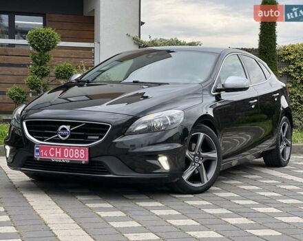 Черный Вольво В40, объемом двигателя 1.6 л и пробегом 181 тыс. км за 11750 $, фото 19 на Automoto.ua