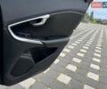 Черный Вольво В40, объемом двигателя 1.6 л и пробегом 181 тыс. км за 11750 $, фото 101 на Automoto.ua