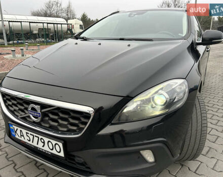 Черный Вольво В40, объемом двигателя 2 л и пробегом 265 тыс. км за 13200 $, фото 24 на Automoto.ua