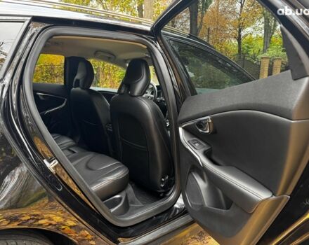 Вольво V40 2015 у Києві на Automoto.ua Чорний Вольво V40, об'ємом двигуна 2 л та пробігом 265 тис. км за 15490 $, фото 29 на Automoto.ua