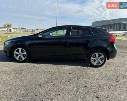 Чорний Вольво V40, об'ємом двигуна 1.97 л та пробігом 228 тис. км за 11500 $, фото 6 на Automoto.ua