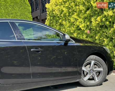 Чорний Вольво V40, об'ємом двигуна 2 л та пробігом 205 тис. км за 12600 $, фото 24 на Automoto.ua