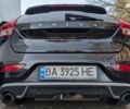 Чорний Вольво V40, об'ємом двигуна 1.6 л та пробігом 180 тис. км за 11411 $, фото 1 на Automoto.ua
