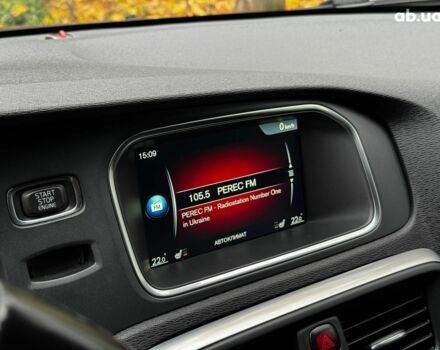 Вольво V40 2015 у Києві на Automoto.ua Чорний Вольво V40, об'ємом двигуна 2 л та пробігом 265 тис. км за 15490 $, фото 19 на Automoto.ua