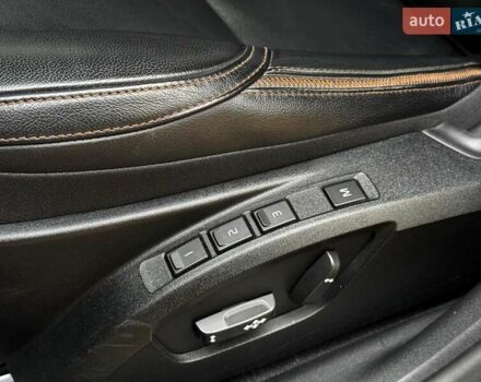 Вольво В40 2015 в Киеве на Automoto.ua Черный Вольво В40, объемом двигателя 2 л и пробегом 265 тыс. км за 15490 $, фото 15 на Automoto.ua