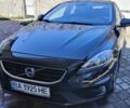 Черный Вольво В40, объемом двигателя 1.6 л и пробегом 170 тыс. км за 12349 $, фото 1 на Automoto.ua
