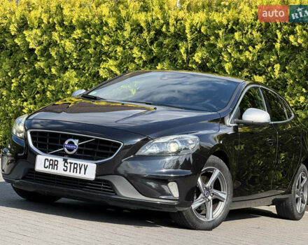 Чорний Вольво V40, об'ємом двигуна 2 л та пробігом 205 тис. км за 12600 $, фото 5 на Automoto.ua