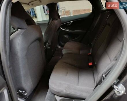 Черный Вольво В40, объемом двигателя 2 л и пробегом 220 тыс. км за 14500 $, фото 9 на Automoto.ua