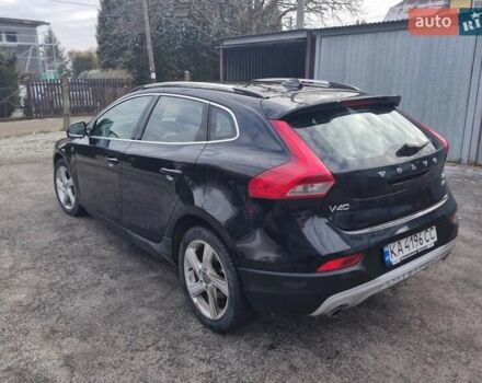Чорний Вольво V40, об'ємом двигуна 1.97 л та пробігом 139 тис. км за 19900 $, фото 2 на Automoto.ua