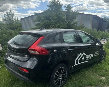 Чорний Вольво V40, об'ємом двигуна 2 л та пробігом 120 тис. км за 6000 $, фото 1 на Automoto.ua