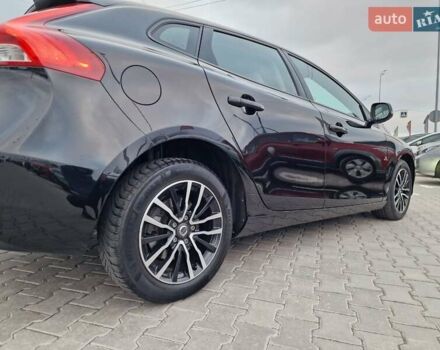 Черный Вольво В40, объемом двигателя 1.97 л и пробегом 220 тыс. км за 14500 $, фото 6 на Automoto.ua