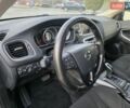 Черный Вольво В40, объемом двигателя 2 л и пробегом 159 тыс. км за 13750 $, фото 46 на Automoto.ua