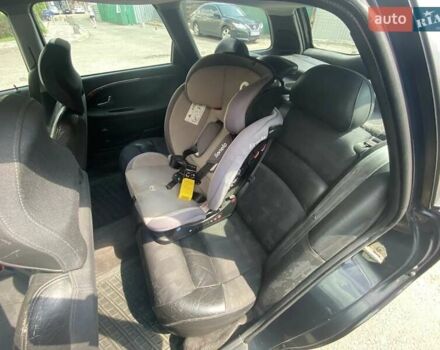 Чорний Вольво V40, об'ємом двигуна 1.7 л та пробігом 284 тис. км за 3500 $, фото 3 на Automoto.ua