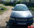 Черный Вольво В40, объемом двигателя 1.9 л и пробегом 370 тыс. км за 1500 $, фото 2 на Automoto.ua