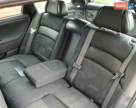 Черный Вольво В40, объемом двигателя 1.8 л и пробегом 219 тыс. км за 3600 $, фото 18 на Automoto.ua