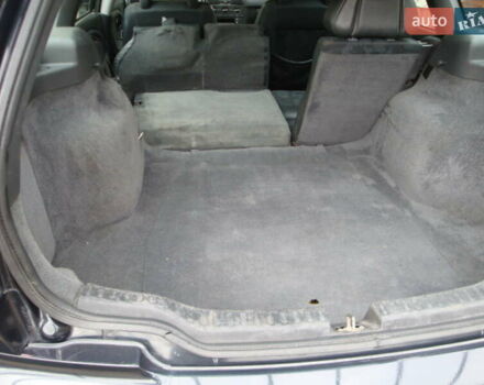 Черный Вольво В40, объемом двигателя 1.8 л и пробегом 219 тыс. км за 3600 $, фото 16 на Automoto.ua