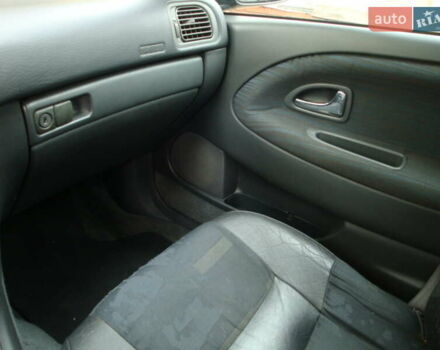 Черный Вольво В40, объемом двигателя 1.8 л и пробегом 219 тыс. км за 3600 $, фото 19 на Automoto.ua