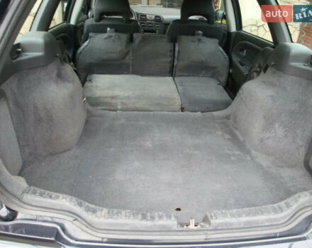 Черный Вольво В40, объемом двигателя 1.8 л и пробегом 219 тыс. км за 3600 $, фото 17 на Automoto.ua