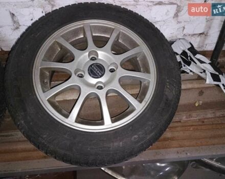 Вольво В40 2001 в Киеве на Automoto.ua Черный Вольво В40, объемом двигателя 1.9 л и пробегом 427 тыс. км за 3600 $, фото 19 на Automoto.ua