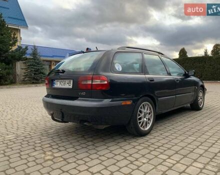 Черный Вольво В40, объемом двигателя 1.9 л и пробегом 385 тыс. км за 3200 $, фото 15 на Automoto.ua
