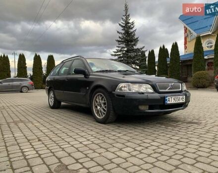 Черный Вольво В40, объемом двигателя 1.9 л и пробегом 385 тыс. км за 3200 $, фото 14 на Automoto.ua