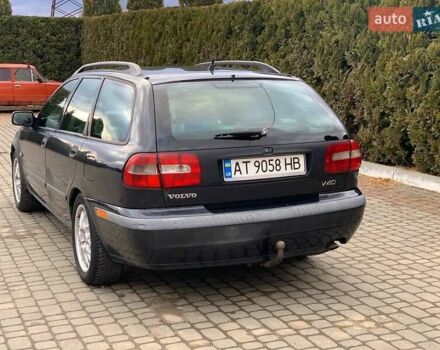 Черный Вольво В40, объемом двигателя 1.9 л и пробегом 385 тыс. км за 3200 $, фото 7 на Automoto.ua