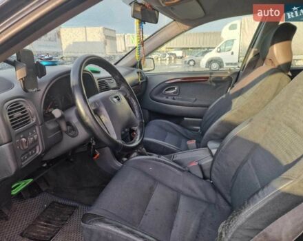 Вольво В40 2001 в Киеве на Automoto.ua Черный Вольво В40, объемом двигателя 1.9 л и пробегом 427 тыс. км за 3600 $, фото 5 на Automoto.ua