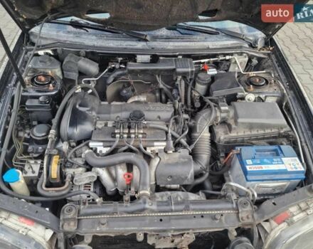 Вольво В40 2001 в Киеве на Automoto.ua Черный Вольво В40, объемом двигателя 1.9 л и пробегом 427 тыс. км за 3600 $, фото 11 на Automoto.ua