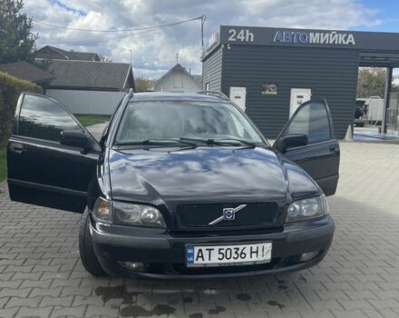 Черный Вольво В40, объемом двигателя 1.9 л и пробегом 320 тыс. км за 2900 $, фото 21 на Automoto.ua