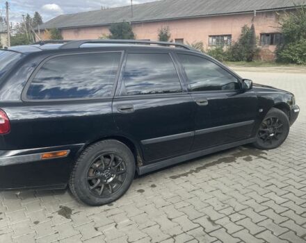 Черный Вольво В40, объемом двигателя 1.9 л и пробегом 320 тыс. км за 2900 $, фото 8 на Automoto.ua