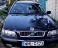 Чорний Вольво V40, об'ємом двигуна 1.9 л та пробігом 340 тис. км за 2500 $, фото 1 на Automoto.ua