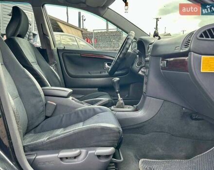 Черный Вольво В40, объемом двигателя 1.9 л и пробегом 240 тыс. км за 3500 $, фото 27 на Automoto.ua