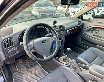 Черный Вольво В40, объемом двигателя 1.9 л и пробегом 240 тыс. км за 3500 $, фото 12 на Automoto.ua