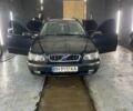 Черный Вольво В40, объемом двигателя 1.9 л и пробегом 200 тыс. км за 3800 $, фото 3 на Automoto.ua