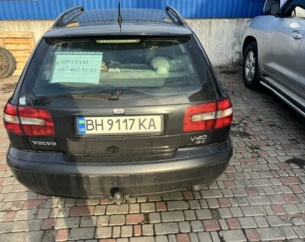 Черный Вольво В40, объемом двигателя 1.9 л и пробегом 300 тыс. км за 4000 $, фото 7 на Automoto.ua