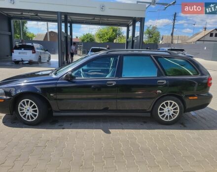 Чорний Вольво V40, об'ємом двигуна 1.87 л та пробігом 247 тис. км за 3800 $, фото 16 на Automoto.ua