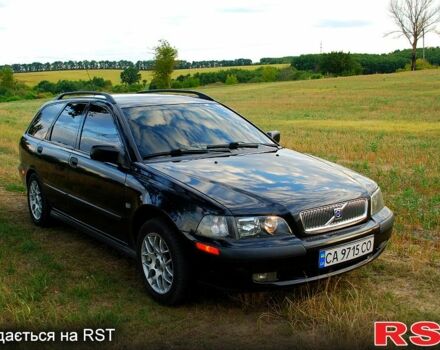 Чорний Вольво V40, об'ємом двигуна 1.8 л та пробігом 271 тис. км за 4000 $, фото 1 на Automoto.ua